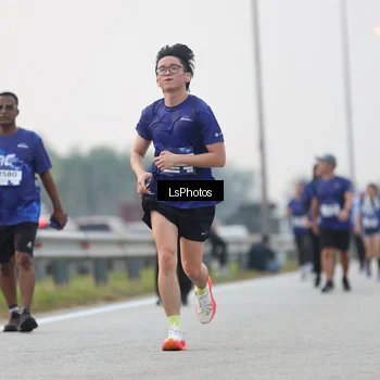 Runner Photo 7368187