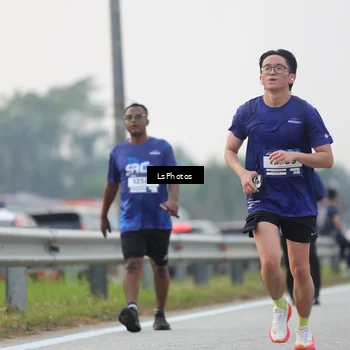 Runner Photo 7368209