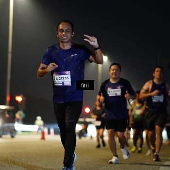 Runner Photo 7368244