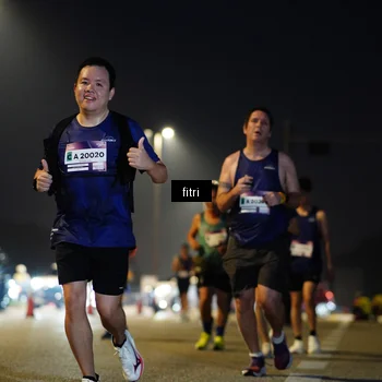 Runner Photo 7368260