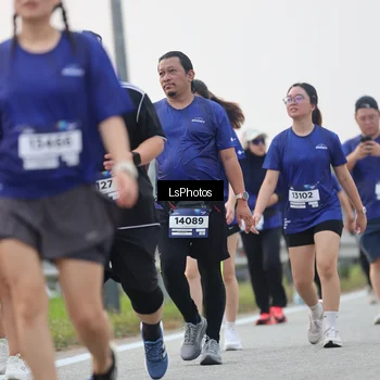 Runner Photo 7368351