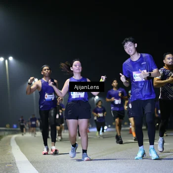 Runner Photo 7368398