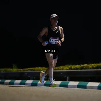 Runner Photo 7368432