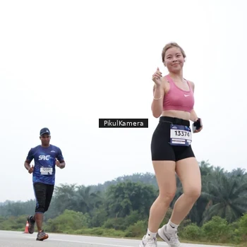 Runner Photo 7368438