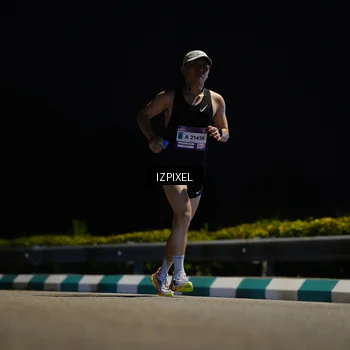 Runner Photo 7368452