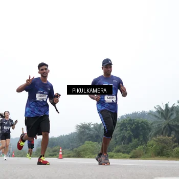 Runner Photo 7368478