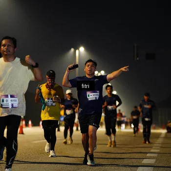 Runner Photo 7368511
