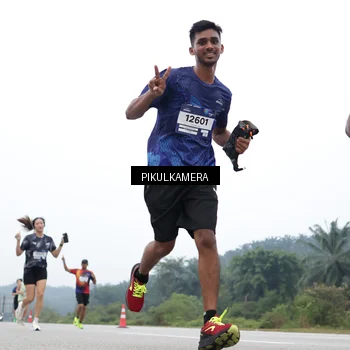 Runner Photo 7368579