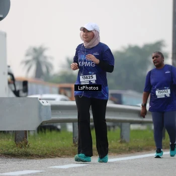 Runner Photo 7368595