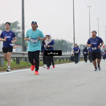 Runner Photo 7368628