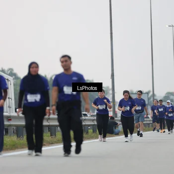 Runner Photo 7368653