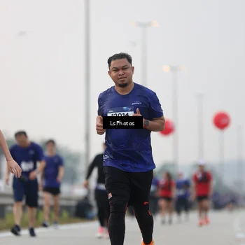 Runner Photo 7368699