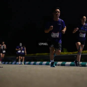Runner Photo 7368741