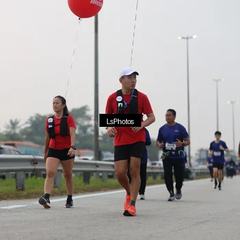 Runner Photo 7368759