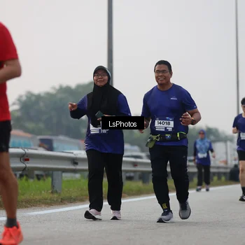 Runner Photo 7368761