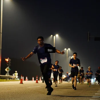 Runner Photo 7368825