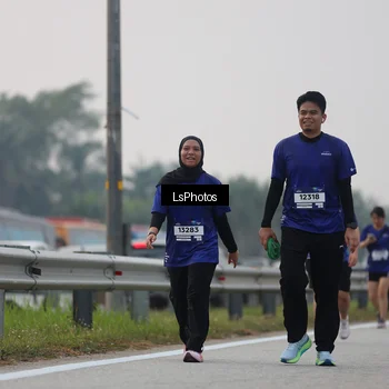 Runner Photo 7368835