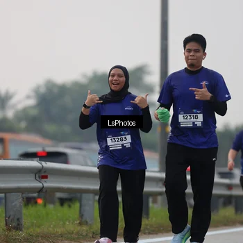 Runner Photo 7368836