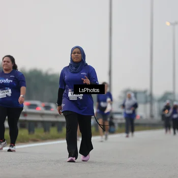 Runner Photo 7368857