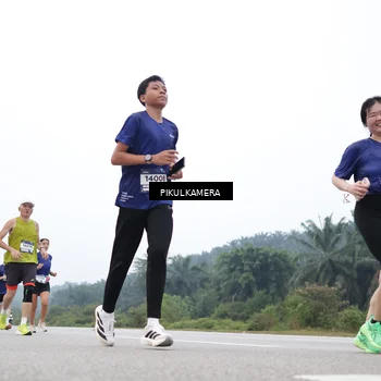 Runner Photo 7368864