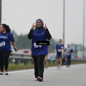 Runner Photo 7368872