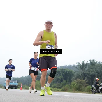 Runner Photo 7368881