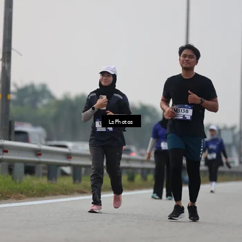 Runner Photo 7368918