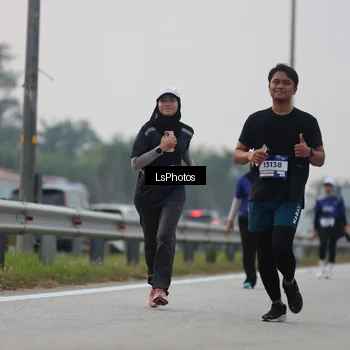 Runner Photo 7368921