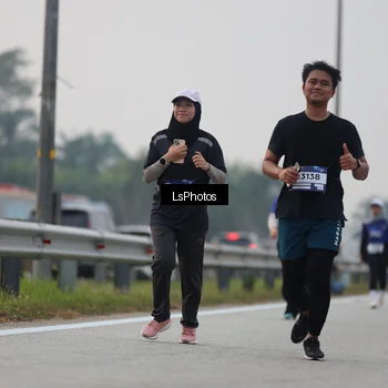 Runner Photo 7368938