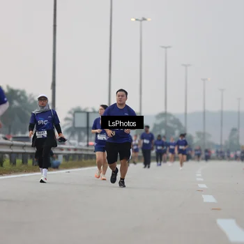 Runner Photo 7368940