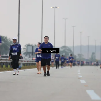 Runner Photo 7368954