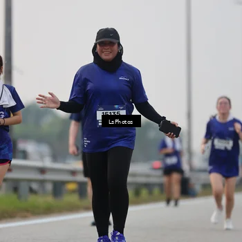 Runner Photo 7369028