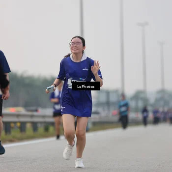 Runner Photo 7369030