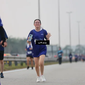 Runner Photo 7369032