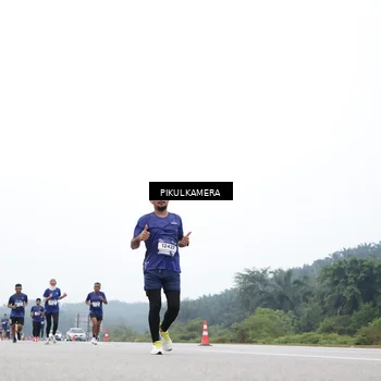 Runner Photo 7369034