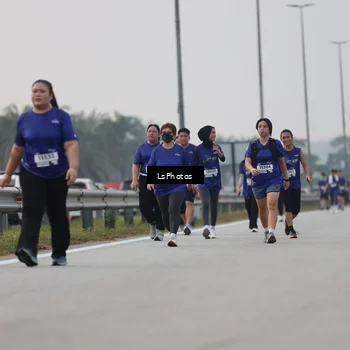 Runner Photo 7369074