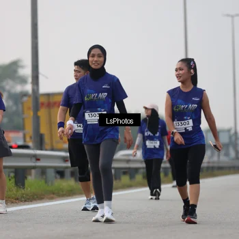 Runner Photo 7369119