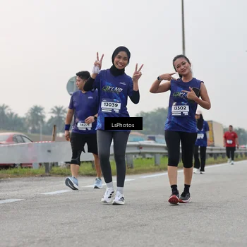 Runner Photo 7369141