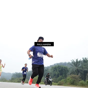 Runner Photo 7369301