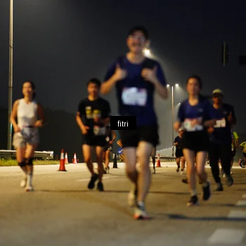 Runner Photo 7369335