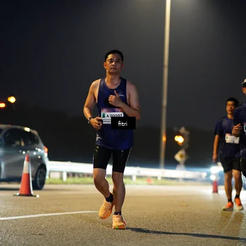 Runner Photo 7369498