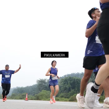 Runner Photo 7369550