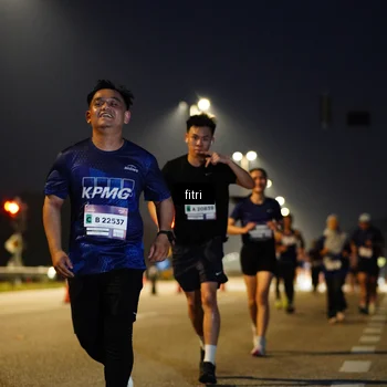Runner Photo 7369689