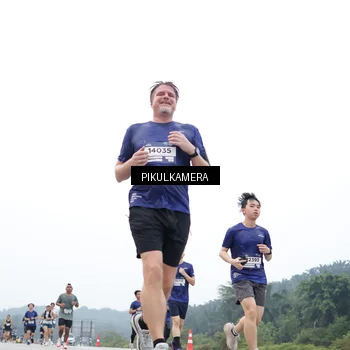 Runner Photo 7369695