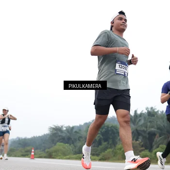 Runner Photo 7369836