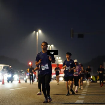 Runner Photo 7369842