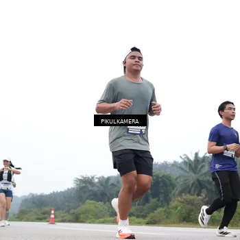 Runner Photo 7369889