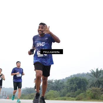 Runner Photo 7369964