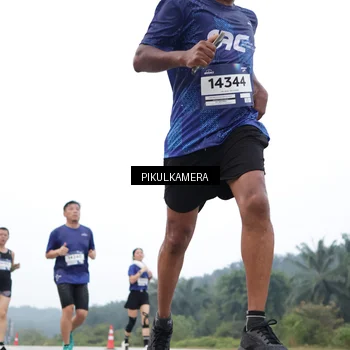 Runner Photo 7370045
