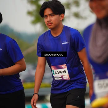 Runner Photo 7370053